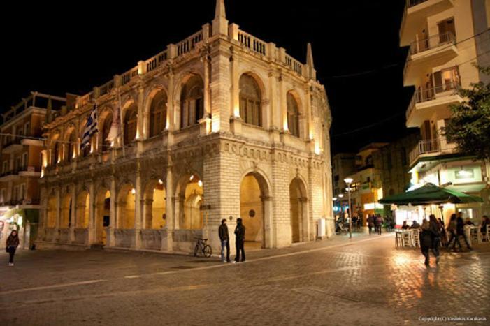 Central Spacious Apt Close To Port-Sites W/View 2 Heraklion (Crete) Exterior foto