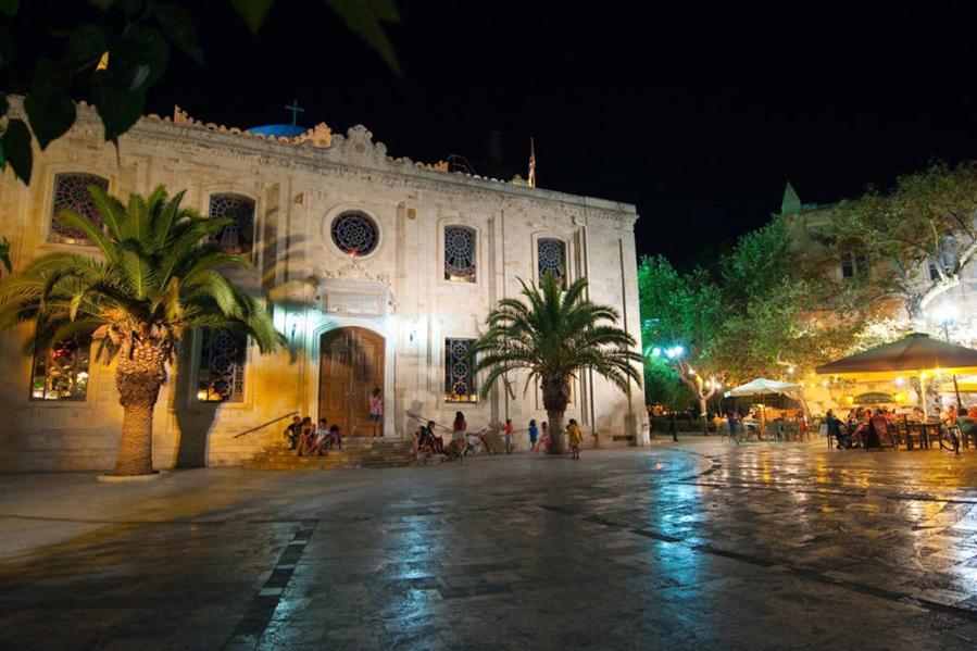 Central Spacious Apt Close To Port-Sites W/View 2 Heraklion (Crete) Exterior foto